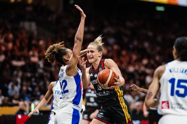 FIBA Women’s Basketball World Cup 2026: France vs. Germany, September 12, 2026; Leonie Fiebich (Germany), 13; Marieme Badiane (France), 22; Basketball; FIBA Women’s Basketball World Cup 2026; Final Phase, Semifinal: France vs. Germany on September 12, 2026, at the Uber Arena, Berlin Copyright: xBEAUTIFULxSPORTS Tonhäuserx