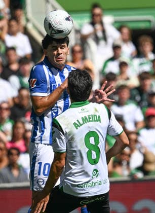 ESP LaLiga EA Sports: Racing Santander vs. Deportivo Alavés. Ínigo Vicente of Alavés during the LaLiga EA Sports match between Racing Santander and Deportivo Alavés, played at Campos de Sport de El Sardinero Stadium in Cantabria on September 12, 2026, in Spain. Spanish Soccer Copyright: xAgenciaxLOFx