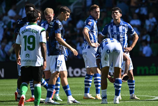 ESP LaLiga EA Sports: Racing Santander vs. Deportivo Alavés—Alavés players during the LaLiga EA Sports match between Racing Santander and Deportivo Alavés, played at Campos de Sport de El Sardinero Stadium in Cantabria on September 12, 2026, in Spain. Spanish Soccer Copyright: xAgenciaxLOFx