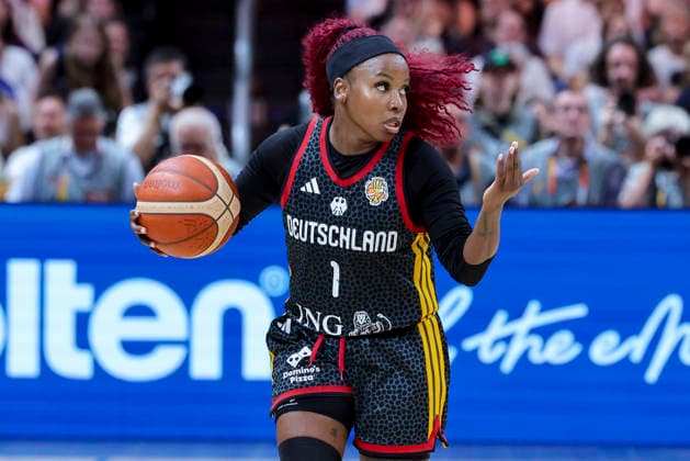 Alexis Peterson of Germany controls the ball during the FIBA Women s Basketball World Cup Germany 2026 semifinal match between France and Germany at Berlin Arena on September 12, 2026, in Berlin, Germany. Photo by Marco Steinbrenner, DeFodi Images