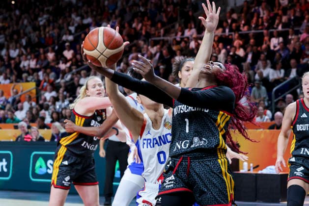 Carla Leite of France and Alexis Peterson of Germany battle for the ball during the FIBA Women s Basketball World Cup Germany 2026 semifinal match between France and Germany at Berlin Arena on September 12, 2026, in Berlin, Germany. Photo by Marco Steinbrenner, DeFodi Images