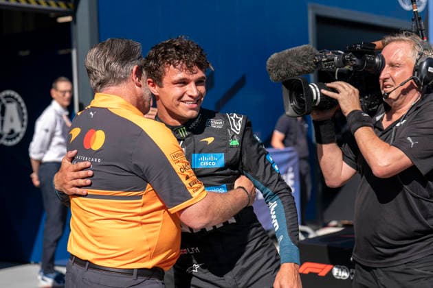 FORMULA 1 SPANISH GRAND PRIX 2026 Lando Norris (GBR) 1 McLaren celebrates pole position with Zak Brown during the Formula 1 Tag Heuer Spanish Grand Prix 2026, Round 14 of the 2026 Formula 1 World Championship, WM, Weltmeisterschaft from 11th - 13th September 2026 at Madring, Madrid, Spain Credit: Eleanor Hoad Every Second Media Editorial use only. All images are copyright Every Second Media Limited. No images may be reproduced without prior permission. Copyright: xIMAGO EveryxSecondxMediax ESM-2154-0083 EleanorxHoadx xEveryxSecondxMediax