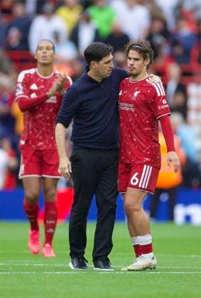RECORD DATE NOT STATED Football - FA Premier League - Liverpool FC v Fulham FC LIVERPOOL, ENGLAND - Saturday, September 12, 2026: Liverpool s head coach Andoni Iraola with Milos Kerkez after the FA Premier League match between Liverpool FC and Fulham FC at Anfield. The game ended 0-0. (Photo by David Rawcliffe Propaganda) LIVERPOOL Anfield MERSEYSIDE ENGLAND  Copyright: xDavidxRawcliffex 2026-09-11-Liverpool_v_Fulham-063