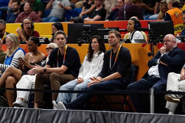 Dirk Nowitzki watches, GER, France vs. Germany, Basketball, 2026 FIBA Women s World Cup, Semifinal, September 12, 2026, GER, France vs. Germany, Basketball, 2026 FIBA Women s World Cup, Semifinal, September 12, 2026, Berlin Copyright: xEibner-Pressefoto MaxxVincenx EP_MVN