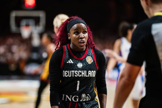 FIBA Women’s Basketball World Cup 2026: France vs. Germany, September 12, 2026; Alexis Peterson of Germany, No. 1, disappointed by the referees’ decision; Basketball, FIBA Women’s Basketball World Cup 2026, Final Round, Semifinal: France vs. Germany on September 12, 2026, at the Uber Arena, Berlin Copyright: xBEAUTIFULxSPORTS Tonhäuserx