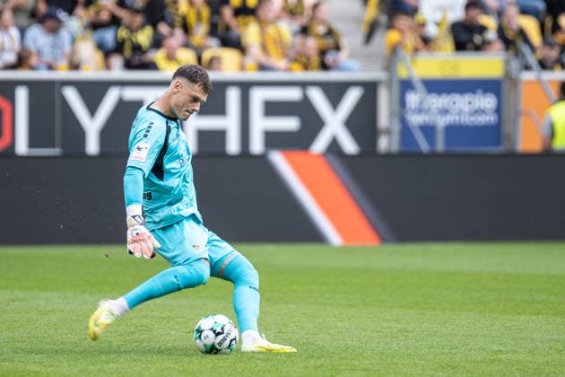 Third Division, Alemannia Aachen vs. SSV Jahn Regensburg, September 12, 2026 Stefan Bajic Alemannia Aachen 23 at kickoff DFL REGULATIONS PROHIBIT ANY USE OF PHOTOGRAPHS AS IMAGE SEQUENCES AND OR Q‹QUASI-VIDEO Third Division, Alemannia Aachen vs. SSV Jahn Regensburg, September 12, 2026, Tivoli, Aachen Copyright: xBEAUTIFULxSPORTS Derixx