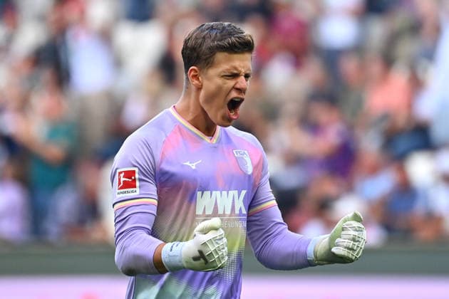 Torwart Finn DAHMEN (FC Augsburg), Jubel,Freude,Begeisterung, Aktion,Einzelbild,angeschnittenes Einzelmotiv,Halbfigur,halbe Figur. Fussball 1. Bundesliga Saison 2026 2027, 3.Spieltag, Spieltag03, FC Augsburg - Bayer 04 Leverkusen 2-2 am 12.09.2026 , WWK A R E N A. *** Goalkeeper Finn DAHMEN, FC Augsburg; celebration, joy, excitement, action, single frame, cropped close-up, half-length shot, soccer, Bundesliga Season 2026–2027, Matchday 3, Matchday 03, FC Augsburg vs. Bayer 04 Leverkusen 2–2 on September 12, 2026, WWK Arena