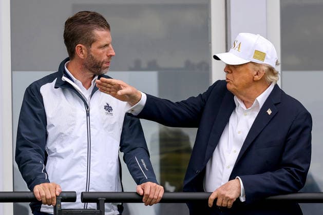 2026 Amgen Irish Open - Third Round, Trump International Golf Links, Doonbeg 12 9 2026 President of the United States of America Donald Trump watches over the eighteenth green with his son Eric Donald Trump watches over the eighteenth green with his son Eric 12 9 2026  Copyright: xx BB3_6550