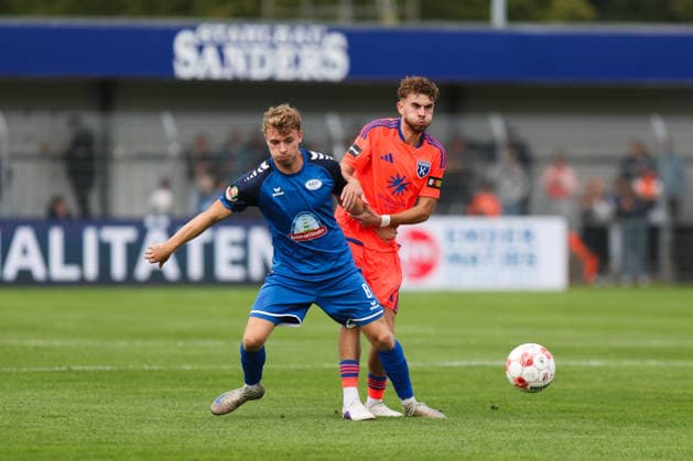 September 12, 2026, Soccer, Men s, Regionalliga Nord, Matchday 8, BSV Kickers Emden vs. SSV Jeddeloh II, Moritz Brinkmann 8, SSV Jeddeloh II in a tackle with Bogdan Shubin (orange) 8, BSV Kickers Emden