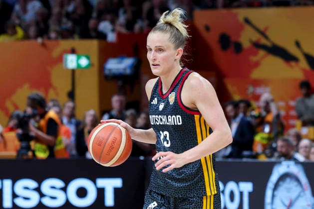 Leonie Fiebich of Germany controls the ball during the FIBA Women s Basketball World Cup Germany 2026 semifinal match between France and Germany at the Berlin Arena on September 12, 2026, in Berlin, Germany. Photo by Marco Steinbrenner, DeFodi Images