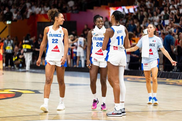 Marieme Badiane (France, 22), Migna Toure (France, 28), Valeriane Ayayi (France, 11), and Romane Bernies (France, 47) celebrate after the final buzzer, GER, France vs. Germany, Basketball, 2026 FIBA Women s World Cup, Semifinals, September 12, 2026, GER, France vs. Germany, Basketball, 2026 FIBA Women’s World Cup, Semifinals, September 12, 2026, Berlin Copyright: xEibner-Pressefoto MaxxVincenx EP_MVN