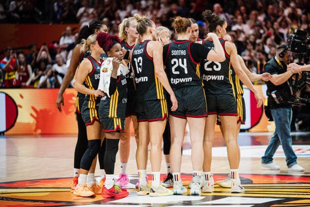 FIBA Women’s Basketball World Cup 2026: France vs. Germany, September 12, 2026. The German team in the center circle during the FIBA Women’s Basketball World Cup 2026, Final Round, Semifinal: France vs. Germany on September 12, 2026, at the Uber Arena, Berlin Copyright: xBEAUTIFULxSPORTS Tonhäuserx