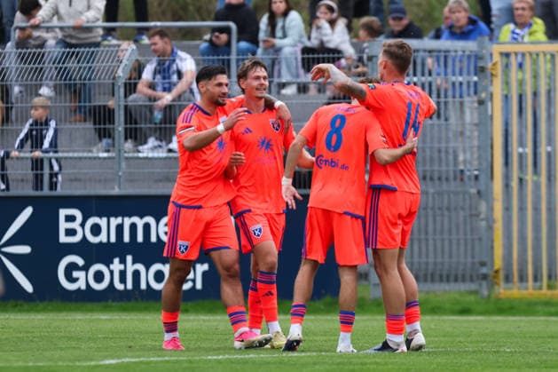 September 12, 2026, Soccer, Men s, Regionalliga Nord, Matchday 8, BSV Kickers Emden vs. SSV Jeddeloh II. Celebration of the 1-0 goal by Luc Ihorst (orange, No. 14), BSV Kickers Emden