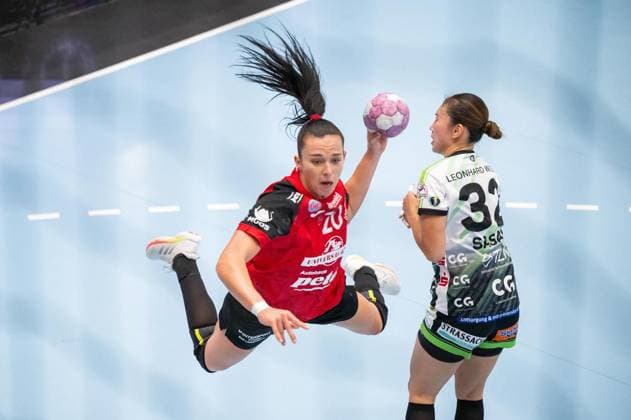 WOMEN S HANDBALL 2026–2027, 3rd Bundesliga, Matchday 1: THC FRISCH AUF GÖPPINGEN ** FOR EDITORIAL PURPOSES ONLY ** EDITORIAL USE ONLY ** p 12 09 2026 Bad Langensalza Women’s Handball 1st Bundesliga Women’s Season 2026–2027 Salzhalle Matchday 3 Thüringer HC FRISCH AUF Göppingen in the photo: Jana Scheib 20 Thüringer HC in a duel with Haruno Sasaki 32 FRISCH AUF Göppingen Germany Thuringia Bad Langensalza Copyright SaschaxFromm Copyright: SaschaxFromm doc87klunblf08mwsz9rtu ,EDITORIAL USE ONLY Copyright: SaschaxFromm