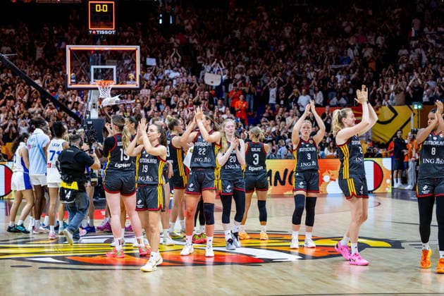 Basketball Berlin, September 12, 2026 – FIBA Women’s Basketball World Cup Germany 2026 – Semifinal: France (FRA) vs. Germany (GER) – Loss: Britta Daub (Germany), No. 19 Emily Bessoir, Germany; No. 22 Frida Bühner, Germany; No. 20 Emma Eichmeyer, Germany; No. 09 Marie Gülich, Germany; No. 21 Gulich