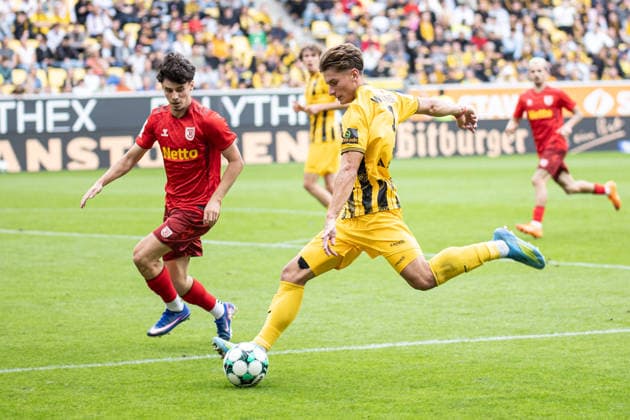 Third Division, Alemannia Aachen vs. SSV Jahn Regensburg, September 12, 2026. Shot by Matti Wagner. Alemannia Aachen 3. DFL regulations prohibit any use of photographs as image sequences and or Q‹QUASI-VIDEO Third Division, Alemannia Aachen vs. SSV Jahn Regensburg, September 12, 2026, Tivoli, Aachen Copyright: xBEAUTIFULxSPORTS Derixx