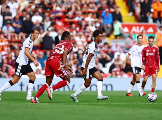 Oscar Bobb of Fulham Liverpool v Fulham, Premier League, Football, Football, Anfield, Liverpool, UK - 12 Sep 2026Liverpool Anfield United Kingdom EDITORIAL USE ONLY No use with unauthorised audio, video, data, fixture lists, club league logos or live services. Online in-match use limited to 120 images, no video emulation. No use in betting, games or single club league player publications.  Copyright: xMattxWest Shutterstockx 17144551cz