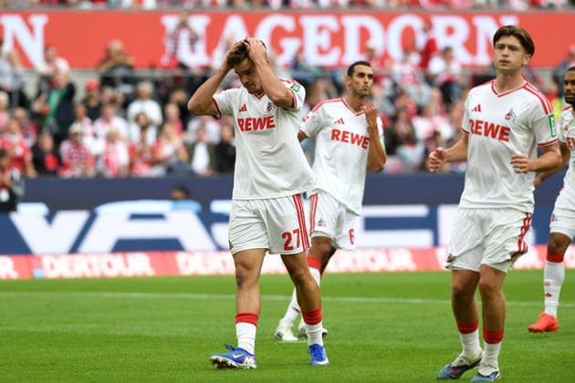 Thijs Dallinga (1. FC Koeln) enttaeuscht nach verschossenem Elfmeter waehrend des Spiels der 1. Bundesliga zwischen 1. FC Koeln und SV Werder Bremen, RheinEnergieStadion am 12. September 2026 in Koeln, Deutschland. (Foto von Ralf Treese DeFodi Images) +++ Thijs Dallinga (1. FC Koeln) looks dejected during the Bundesliga match between 1. FC Koeln and SV Werder Bremen at RheinEnergieStadion on September 12, 2026 in Cologne, Germany. (Photo by Ralf Treese DeFodi Images) DFB DFL REGULATIONS PROHIBIT ANY USE OF PHOTOGRAPHS AS IMAGE SEQUENCES AND OR QUASI-VIDEO. (Photo by Ralf Treese DeFodi Images) - *** Thijs Dallinga of 1. FC Köln looks disappointed after missing a penalty kick during the Bundesliga match between 1. FC Köln and SV Werder Bremen, RheinEnergieStadion on September 12, 2026, in Cologne, Germany. Photo by Ralf Treese, DeFodi Images. Thijs Dallinga of 1. FC Köln looks dejected during the Bundesliga match between 1. FC Köln and SV Werder Bremen at RheinEnergieStadion on September 12, 2026 in Cologne, Germany Photo by Ralf Treese DeFodi Images DFB DFL REGULATIONS PROHIBIT ANY USE OF PHOTOGRAPHS AS IMAGE SEQUENCES AND OR QUASI-VIDEO Photo by Ralf Treese DeFodi Images