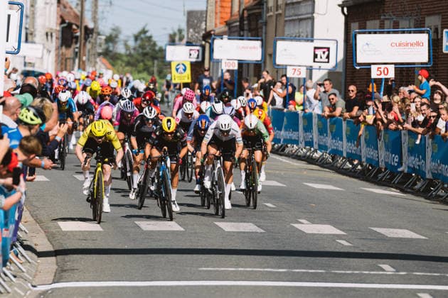 A Travers Les Hauts-de-France, Finishline Of 4th Edition Nienke Veenhoven of the Netherlands and Visma-Lease a Bike wins the fourth edition of A Travers les Hauts-de-France (WE 1.1) in a sprint finish on Saturday. The race was contested over 130.5 kilometers between Queant and Ecourt-Saint-Quentin in Pas-de-Calais, France. Veenhoven finished ahead of Shari Bossuyt of Belgium and AG Insurance-Soudal Team and defending champion Lara Gillespie of Ireland and UAE Team L IMAD. Ecourt-Saint-Quentin France  Copyright: xGautierxDemouveauxx originalFilename:demouveaux-notitle260912_np2Uw.jpg