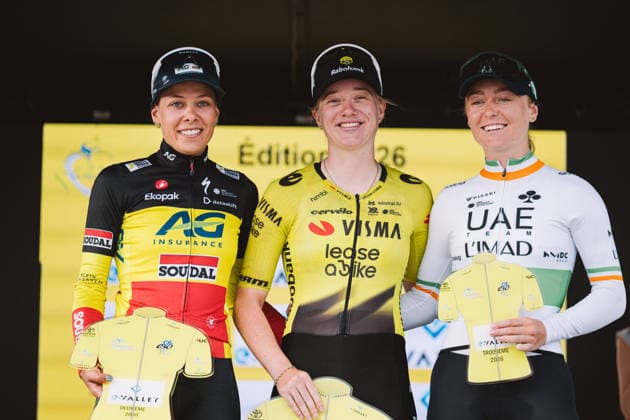 A Travers Les Hauts-de-France, Finishline Of 4th Edition Nienke Veenhoven of the Netherlands and Visma-Lease a Bike wins the fourth edition of A Travers les Hauts-de-France (WE 1.1), a 130.5-kilometer race between Queant and Ecourt-Saint-Quentin in Pas-de-Calais, ahead of Shari Bossuyt of Belgium and AG Insurance-Soudal Team and defending champion Lara Gillespie of Ireland and UAE Team L IMAD. Ecourt-Saint-Quentin France  Copyright: xGautierxDemouveauxx originalFilename:demouveaux-notitle260912_npyPb.jpg
