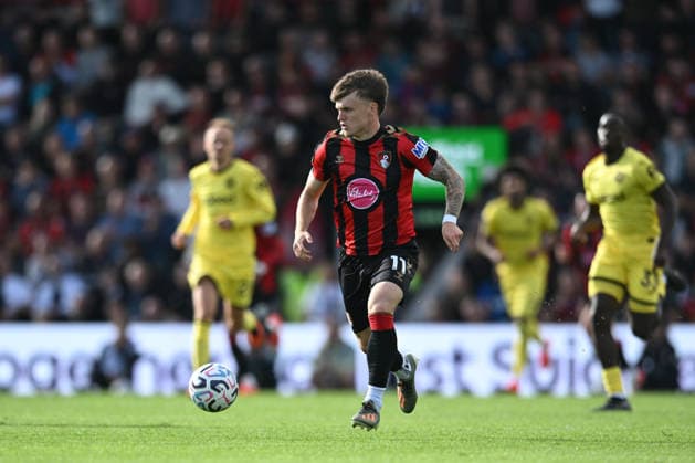 12th September 2026; Vitality Stadium, Bournemouth, England; Premier League Football, Bournemouth versus Brentford; Ben Gannon-Doak of AFC Bournemouth brings the ball forward SimonxWest