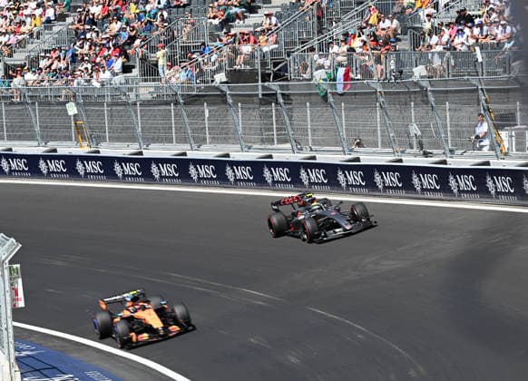 FORMULA 1 GRAN PREMIO DE ESPANA 2026 12.09.2026, Madring, Madrid, FORMULA 1 GRAN PREMIO DE ESPANA 2026, Lando Norris (GBR), McLaren Mastercard F1 Team, Gabriel Bortoleto (BRA), Audi Revolut F1 Team Madrid Madring Spanien *** FORMULA 1 GRAND PRIX OF SPAIN 2026, September 12, 2026, Madring, Madrid, FORMULA 1 SPANISH GRAND PRIX 2026, Lando Norris GBR, McLaren Mastercard F1 Team, Gabriel Bortoleto BRA, Audi Revolut F1 Team Madrid Madring Spain Copyright: xNordphotox xBraticx