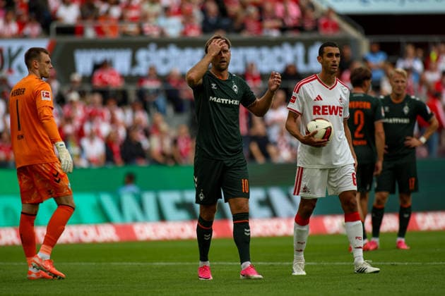 12.09.2026, GER, Fussball, Herren, Bundesliga , 1. Bundesliga, Saison 2026 2027, 1. FC Köln - SV Werder Bremen Niclas Füllkrug (SVW) gestikuliert, Gestik *** September 12, 2026, GER, Soccer, Men s, Bundesliga, 1. Bundesliga, 2026–2027 Season, 1. FC Köln vs. SV Werder Bremen, Niclas Füllkrug (SVW) gesturing, gestures Copyright: xSvenxHanischx