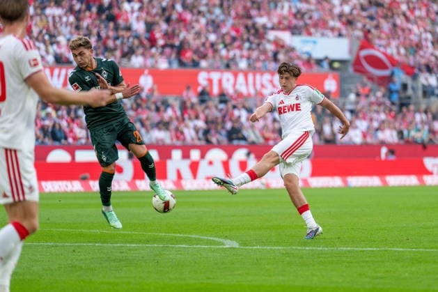 Chuki (SV Werder Bremen, 20) blockt den Schuss von Mikey Moore (1.FC Koeln, 47) 1.FC Köln vs. SV Werder Bremen, Fussball, Bundesliga, 3.Spieltag, Saison 2026 27, 12.09.2026, DFL REGULATIONS PROHIBIT ANY USE OF PHOTOGRAPHS AS IMAGE SEQUENCES AND OR QUASI-VIDEO, 1.FC Köln vs. SV Werder Bremen, Fussball, Bundesliga, 3.Spieltag, Saison 2026 27, 12.09.2026 Köln *** Chuki (SV Werder Bremen), 20, blocks a shot by Mikey Moore (1. FC Köln), 47. 1. FC Köln vs. SV Werder Bremen, Soccer, Bundesliga, Matchday 3, 2026–27 season, September 12, 2026, DFL regulations prohibit any use of photographs as image sequences and or quasi-video, 1. FC Köln vs. SV Werder Bremen, Soccer, Bundesliga, Matchday 3, 2026–27 Season, September 12, 2026, Cologne Copyright: xEibner-Pressefoto LukasxBaldygax EP_LBA