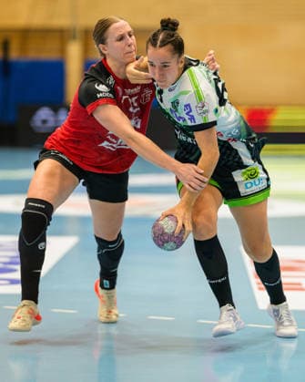 Jolina Huhnstock, Thüringer HC, 45; Stephanie Elies, Frisch Auf Göppingen, 63 GER; Thüringer HC vs. FRISCH AUF Göppingen, Handball, Alsco Women’s Handball Bundesliga, 2026–2027 season, Matchday 3, Saturday, 6:00 p.m., September 12, 2026 GER, Thuringer HC vs. FRISCH AUF Göppingen, Handball, Alsco Women’s Handball Bundesliga, 2026–2027 season, Matchday 3, Saturday, 6:00 p.m., September 12, 2026, Bad Langensalza Copyright: xMartinxHerbstx