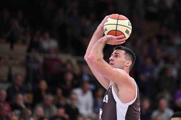 BG Göttingen vs. SYNTAINICS MBC, September 12, 2026, Göttingen Basketball BBL Cup, BG Göttingen vs. SYNTAINICS MBC, Round 1, Sparkassen Arena; Jure Planinic of SYNTAINICS MBC shoots for Göttingen, Lower Saxony, Germany