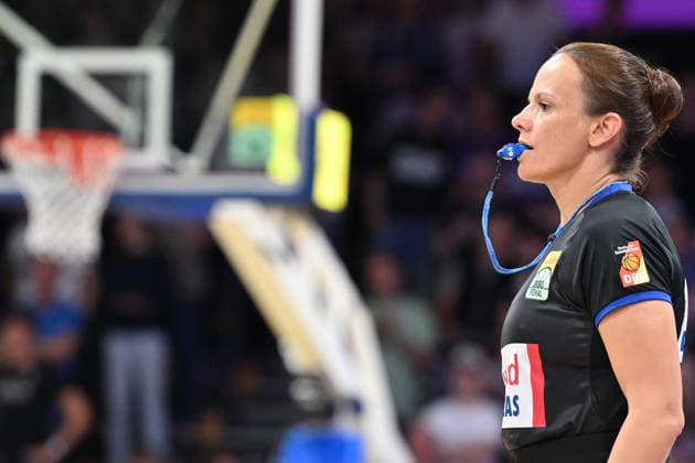 BG Göttingen vs. SYNTAINICS MBC, September 12, 2026, Göttingen Basketball BBL Cup, BG Göttingen vs. SYNTAINICS MBC, Round 1, Sparkassen Arena; Referee Anne Panther officiates the game in Göttingen, Lower Saxony, Germany