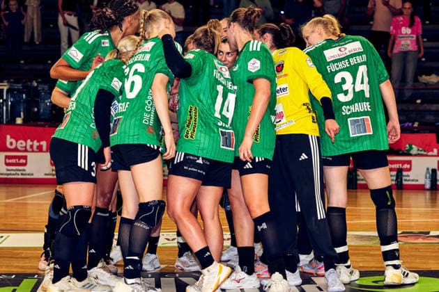 Fuechse Berlin, celebrating a victory, GER, Women s Handball Bundesliga 2, Fuechse Berlin vs. Rostocker HC Rostock Dolphins, 2026–27 season, Matchday 3, September 12, 2026, GER, Women s Handball Bundesliga 2, Füchse Berlin vs. Rostocker HC Rostock Dolphins, 2026–27 season, Matchday 3, September 12, 2026, Berlin Copyright: xClaudiusxRauch,xEibner-Pressefotox xClaudiusxRauchx EP_CRH
