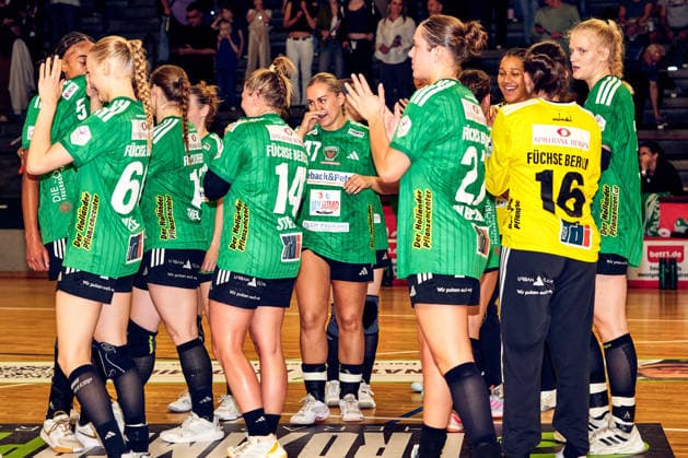 Fuechse Berlin, celebrating a victory, GER, Women s Handball Bundesliga 2, Fuechse Berlin vs. Rostocker HC Rostock Dolphins, 2026–27 season, Matchday 3, September 12, 2026, GER, Women s Handball Bundesliga 2, Füchse Berlin vs. Rostocker HC Rostock Dolphins, 2026–27 season, Matchday 3, September 12, 2026, Berlin Copyright: xClaudiusxRauch,xEibner-Pressefotox xClaudiusxRauchx EP_CRH
