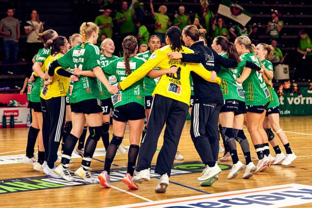 Fuechse Berlin, celebrating a victory, GER, Women s Handball Bundesliga 2, Fuechse Berlin vs. Rostocker HC Rostock Dolphins, 2026–27 season, Matchday 3, September 12, 2026, GER, Women s Handball Bundesliga 2, Füchse Berlin vs. Rostocker HC Rostock Dolphins, 2026–27 season, Matchday 3, September 12, 2026, Berlin Copyright: xClaudiusxRauch,xEibner-Pressefotox xClaudiusxRauchx EP_CRH