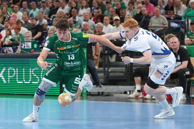 Handball, HBL2: SC DHfK Leipzig vs. VfL Lübeck Schwartau, September 12, 2026; Matej Klima (13), SC DHfK Leipzig, in possession against Sören Hartwich (29), Lübeck Schwartau; Handball, 2nd Bundesliga, 2026–2027 season, Matchday 3: SC DHfK Leipzig vs. VfL Lübeck Schwartau on September 12, 2026, at the Quarterback Immobilien Arena Leipzig Copyright: xBEAUTIFULxSPORTS JanxKaeferx