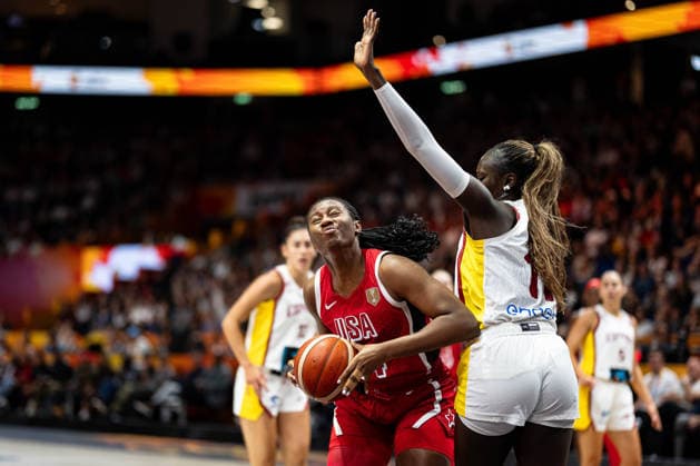 Aliyah Boston (USA), 14, with the ball; Awa Fam (Spain), 11; GER; Spain vs. USA; Basketball; FIBA Women’s World Cup 2026; Semifinal, September 12, 2026, GER, Spain vs. USA, Basketball, FIBA Women’s World Cup 2026, Semifinal, September 12, 2026, Berlin Copyright: xEibner-Pressefoto MaxxVincenx EP_MVN