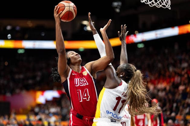 Aliyah Boston, USA, 14, on a layup; Awa Fam, Spain, 11; GER, Spain vs. USA, Basketball, 2026 FIBA Women’s World Cup, Semifinal, September 12, 2026, GER, Spain vs. USA, Basketball, FIBA Women’s World Cup 2026, Semifinal, September 12, 2026, Berlin Copyright: xEibner-Pressefoto MaxxVincenx EP_MVN