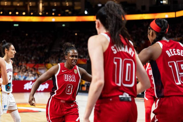 Chelsea Gray (USA), No. 8, celebrates with Breanna Stewart (USA), No. 10, and Angel Reese (USA), No. 15, GER, Spain vs. USA, Basketball, 2026 FIBA Women s World Cup, Semifinals, September 12, 2026, Germany, Spain vs. USA, Basketball, 2026 FIBA Women’s World Cup, Semifinals, September 12, 2026, Berlin Copyright: xEibner-Pressefoto MaxxVincenx EP_MVN