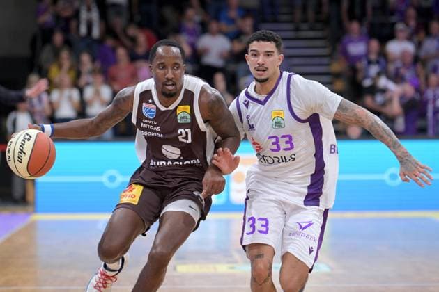 Kris Clyburn, Syntainics MBC, 21, Tai Bibbs, BG Göttingen, 33, GER, BG Göttingen vs. Syntainics MBC, Basketball BBL Cup, 1st Round, 2026–2027 Season, September 12, 2026, GER, BG Göttingen Syntainics MBC, Basketball BBL Cup, 1st Round, 2026–2027 Season, September 12, 2026, Göttingen Copyright: xEibner-Pressefotox xRolandxSippelx EP_RSL
