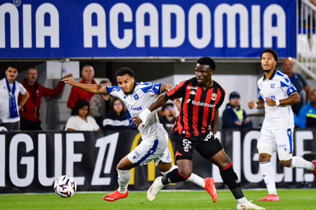 FOOTBALL : AJ Auxerre vs OGC Nice - Ligue 1 - JournÃ e 4 - 12 09 2026 Youssouf Ndayishimiye (OGC Nice) Fredrik Oppegard (AJ Auxerre) AuxerreFrance  Copyright: xBaptistexAutissierx