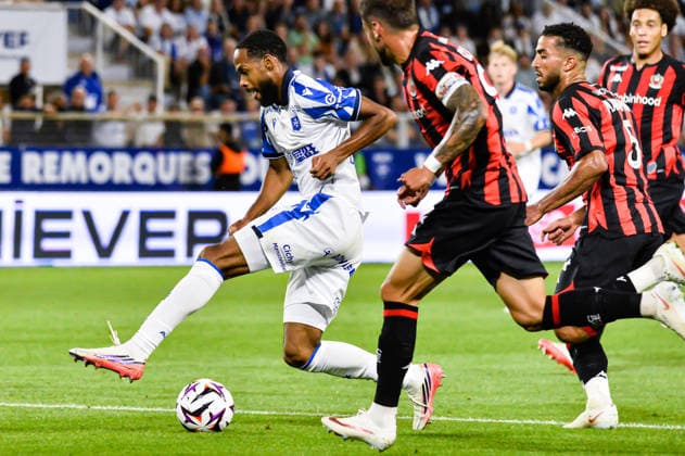 FOOTBALL : AJ Auxerre vs OGC Nice - Ligue 1 - JournÃ e 4 - 12 09 2026 Remy Labeau Lascary (AJ Auxerre) AuxerreFrance  Copyright: xBaptistexAutissierx