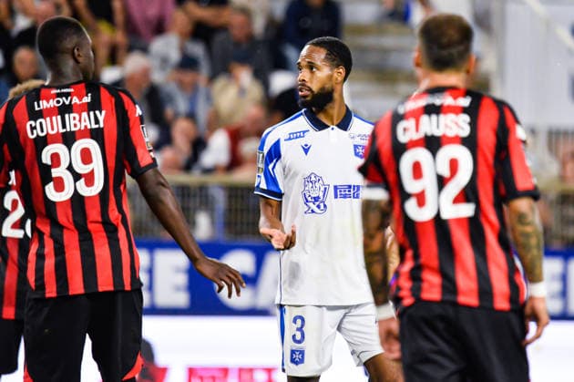 FOOTBALL : AJ Auxerre vs OGC Nice - Ligue 1 - JournÃ e 4 - 12 09 2026 Remy Labeau Lascary (AJ Auxerre) AuxerreFrance  Copyright: xBaptistexAutissierx