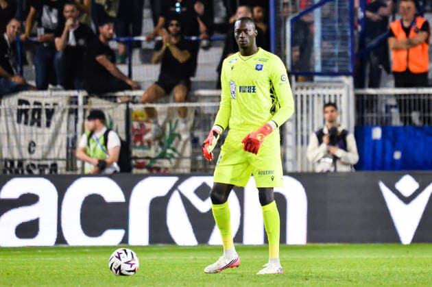 FOOTBALL : AJ Auxerre vs OGC Nice - Ligue 1 - JournÃ e 4 - 12 09 2026 Mamadou Diop (AJ Auxerre) AuxerreFrance  Copyright: xBaptistexAutissierx