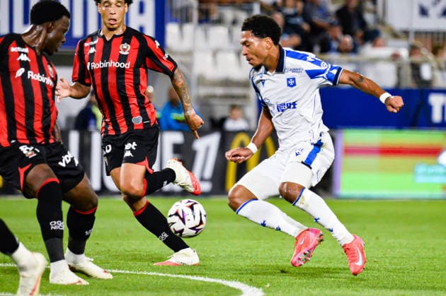 FOOTBALL : AJ Auxerre vs OGC Nice - Ligue 1 - JournÃ e 4 - 12 09 2026 Danny Namaso (AJ Auxerre) AuxerreFrance  Copyright: xBaptistexAutissierx