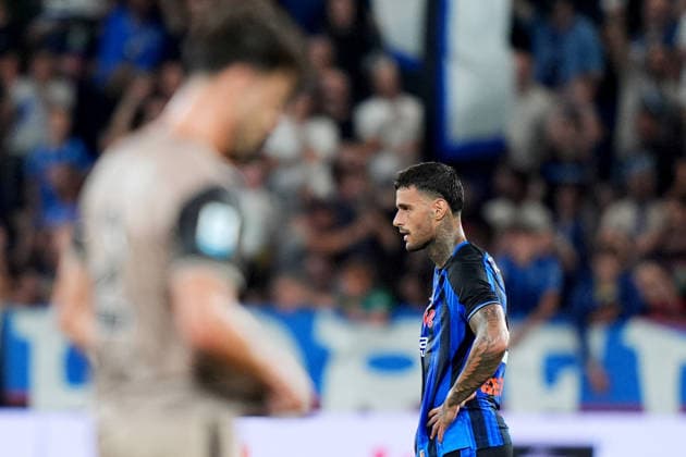 Atalanta s Gianluca Scamacca celebrates after scoring 1-1 during the Serie A soccer match between Atalanta and Cagliari at New Balance Arena in Bergamo , Italy - September 12, 2026. - Soccer  Copyright: xSpada LaPressex