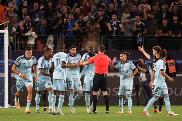 FOOTBALL : Paris FC Vs Olympique Lyonnais - Ligue 1 - 12 09 2026 Jerome Brisard (Arbitre) - Diego Coppola (Paris FC) - Samir Chergui (Paris FC) - Adama Camara (Paris FC) - Pierre Lees-Melou (Paris FC) - Lassine Sinayoko (Paris FC) - Ilan Kebbal (Paris FC) ParisFrance  Copyright: xMichaelxBaucherx