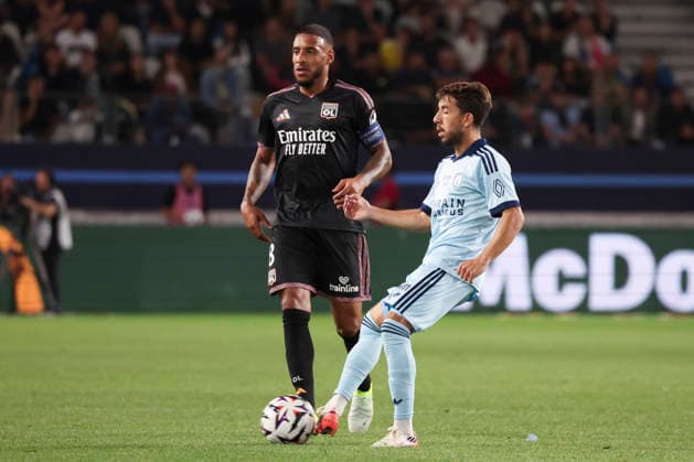 FOOTBALL : Paris FC Vs Olympique Lyonnais - Ligue 1 - 12 09 2026 Maxime Lopez (Paris FC) Vs Corentin Tolisso (Olympique Lyonnais) ParisFrance  Copyright: xMichaelxBaucherx