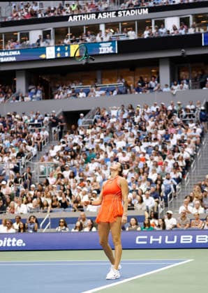 Aryna Sabalenka of Belarus throws her racket in the air after losing a point to Elena Rybakina of Kazakhstan in the third set of the Women s Finals match in Arthur Ashe Stadium at the 2026 US Open Tennis Championship at the USTA Billie Jean King National Tennis Center in New York City on Saturday, September 12, 2026.  NYP20260912858 JOHNxANGELILLO