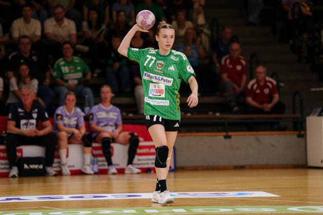 2 Alsco Women s Handball Bundesliga, Matchday 3: Füchse Berlin vs. Rostocker Handball Club Leoni Baßiner. Füchse Berlin, 77, on September 12, 2026, at the Charlottenburg Sports Hall, Berlin, Berlin, Charlottenburg Sports Hall, Berlin, Germany