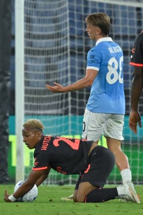 Soccer, Serie A match , Lazio v Milan Omari Hutchinson of Milan during the Serie A match between Lazio v Milan at Olympic stadium. Rome (Italy), September 12h, 2026 Imago-Images Emmefoto Copyright: xImago-Images Emmefotox